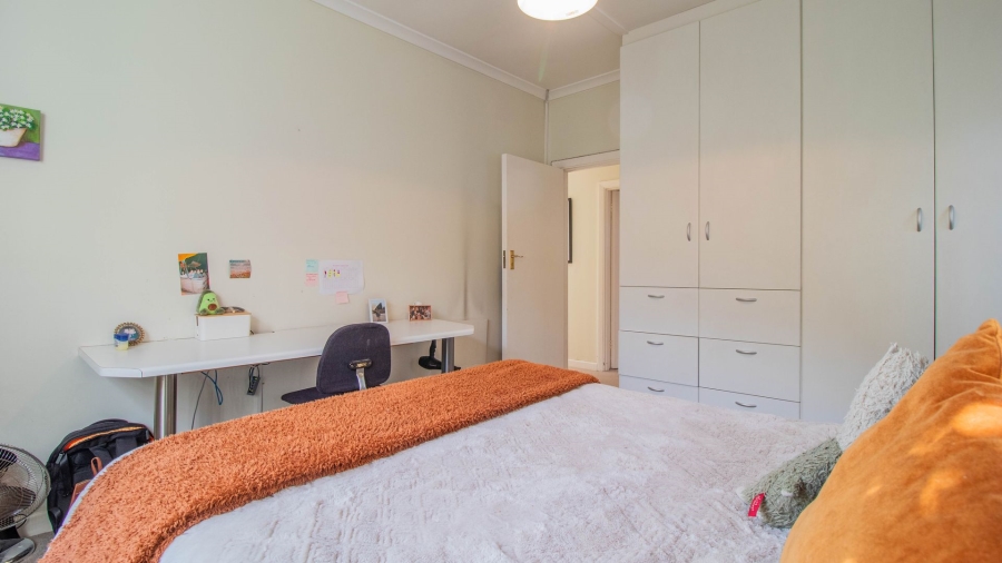 3 Bedroom Property for Sale in Pinelands Western Cape